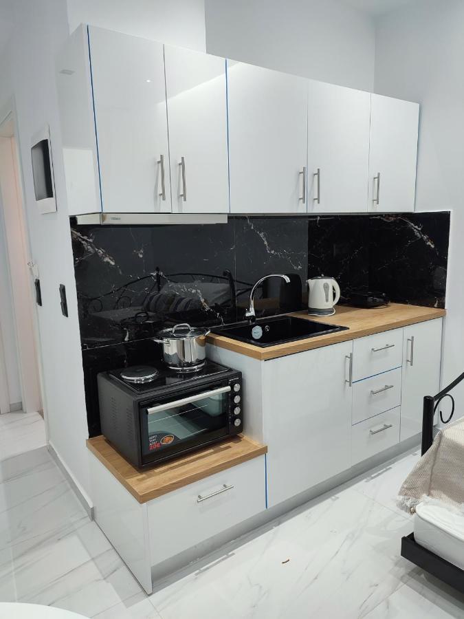 Alexander Luxury Apartments & Studios メタモルフォシ エクステリア 写真