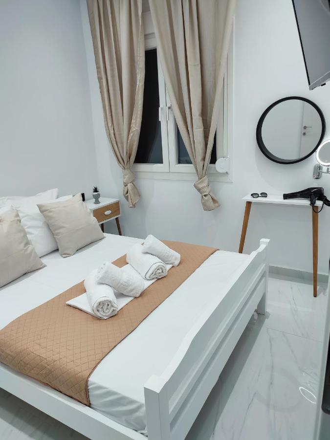 Alexander Luxury Apartments & Studios メタモルフォシ エクステリア 写真